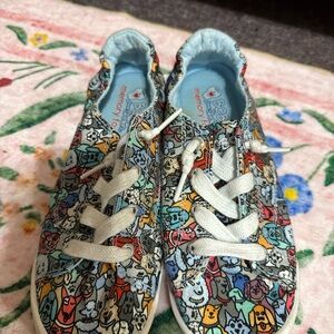 Bobs by Sketchers Dog Print